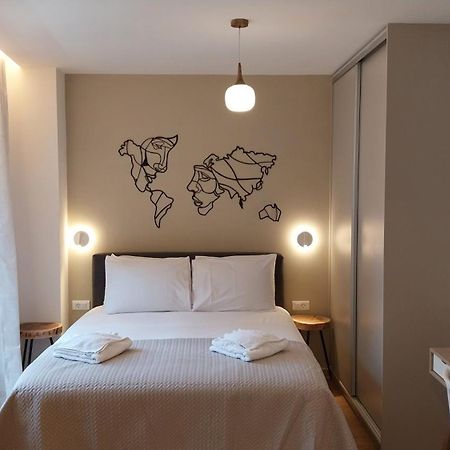 Uni Island - City Heart Suites Heraklion (Crete) Exterior foto