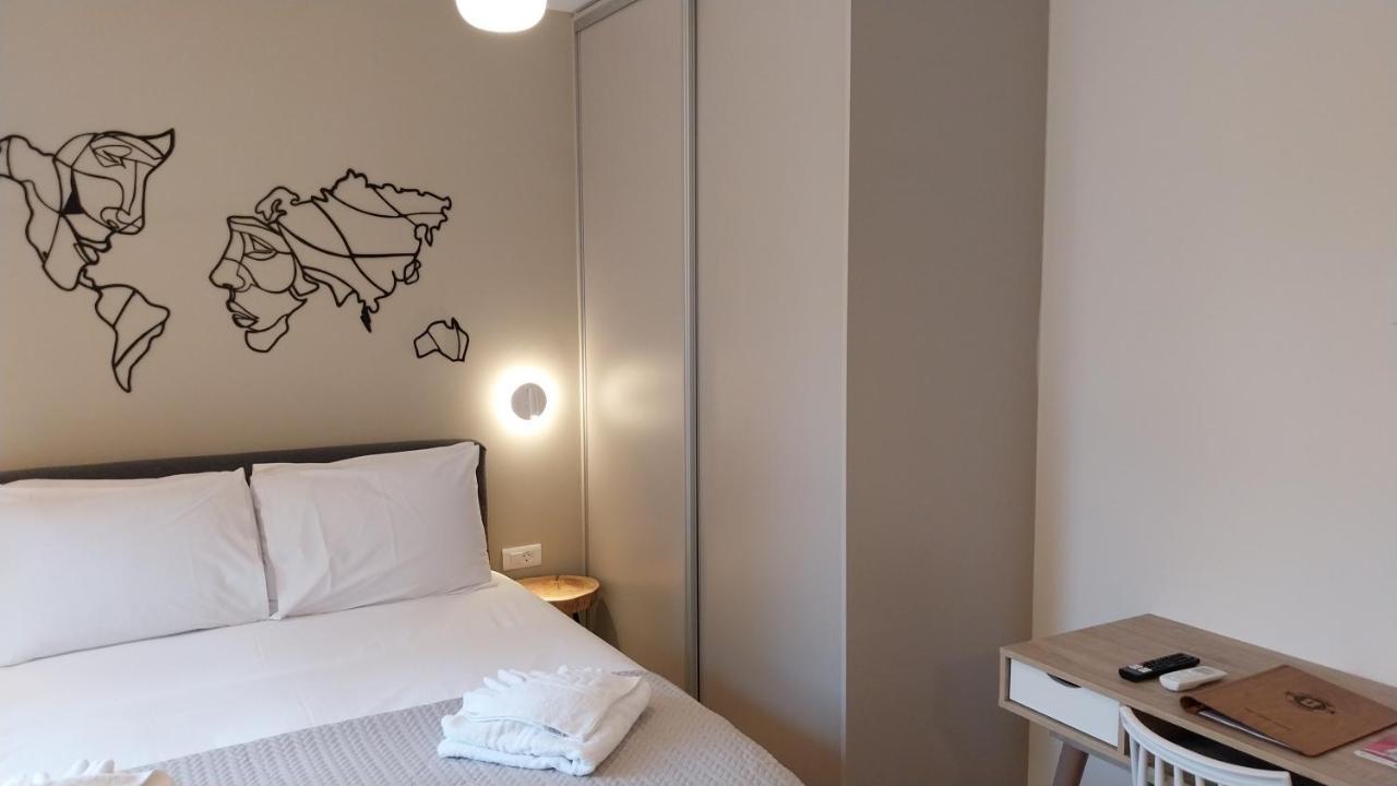 Uni Island - City Heart Suites Heraklion (Crete) Exterior foto